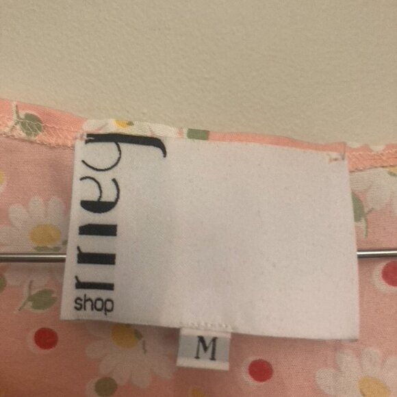 Sweet Pink Floral Mini - Picture 3 of 5